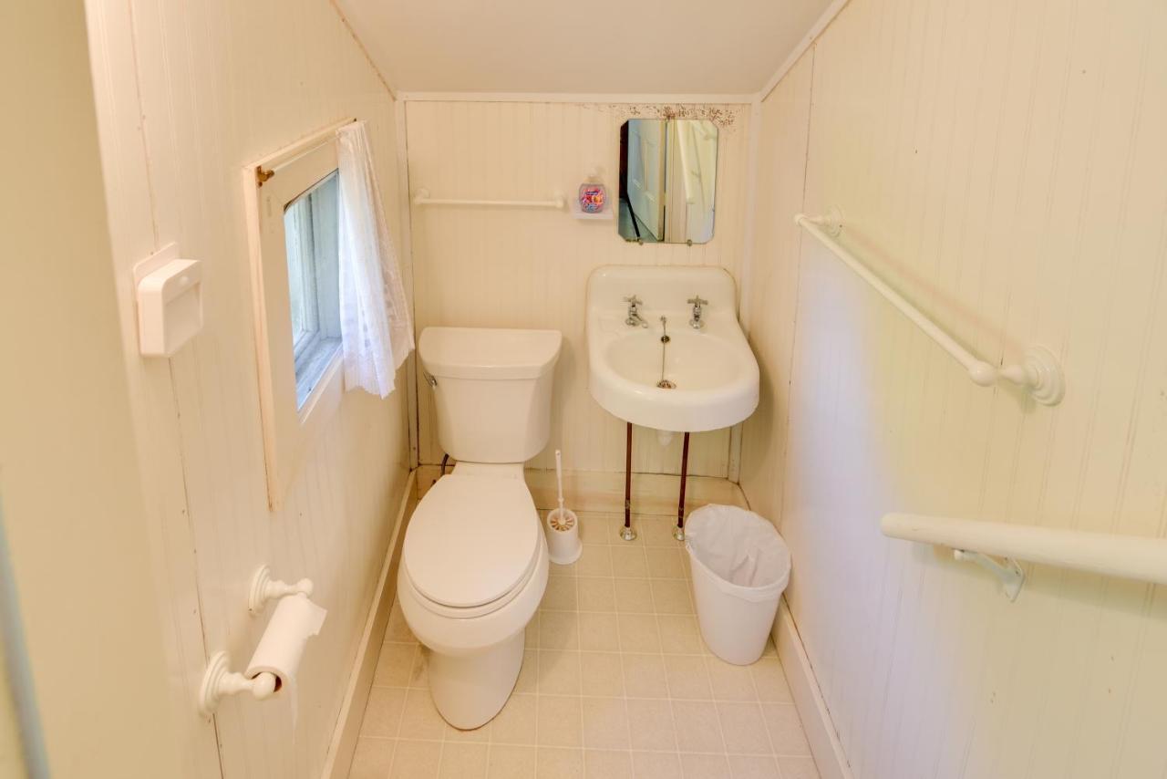 Mattapoisett Home On 7 Acres With Private Beach! Exterior foto